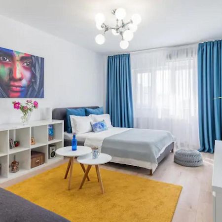 Cosy & Chic Studio Close By Victoria Square Bucareste Exterior foto